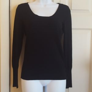 Cute black sweater top. S